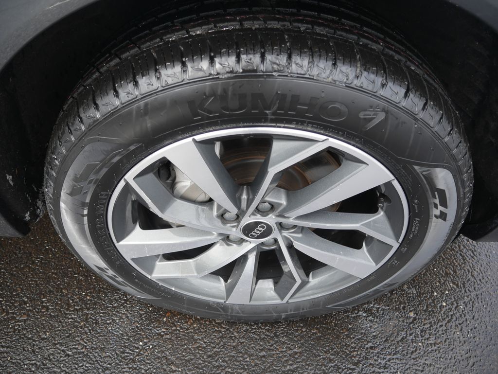 Thumbnail: 2023 Audi Q5 - 15