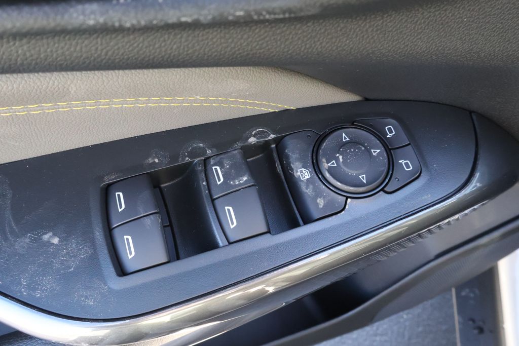 Thumbnail: 2026 Chevrolet Trax - 18