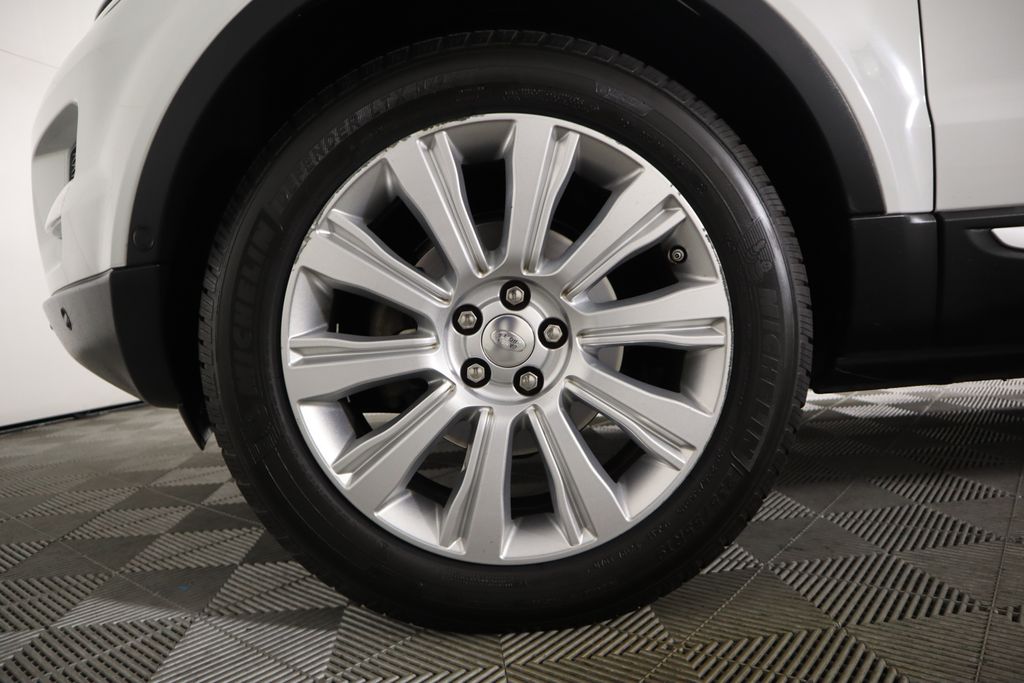 2014 Land Rover Range Rover Evoque Prestige 31