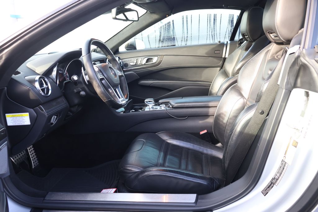 Thumbnail: 2013 Mercedes-Benz SL-Class - 13