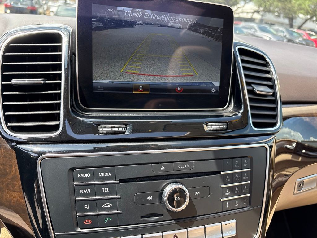 Thumbnail: 2018 Mercedes-Benz GLE - 16