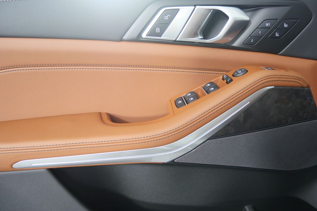 Thumbnail: 2026 BMW X5 - 8