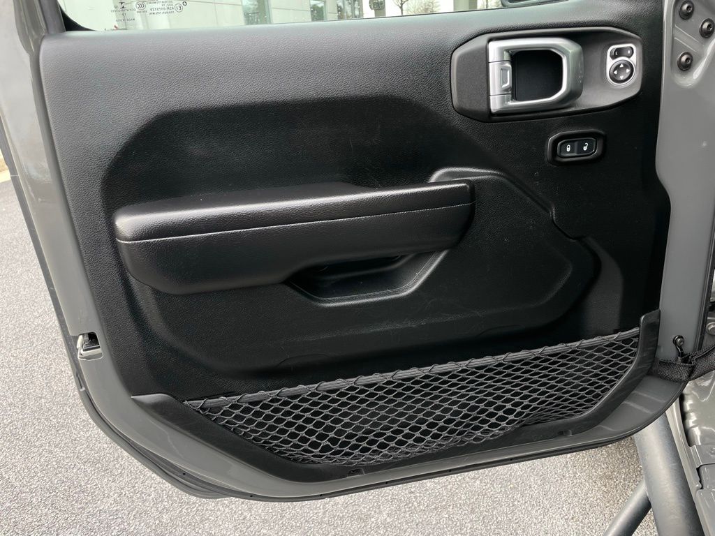 Thumbnail: 2020 Jeep Wrangler - 25