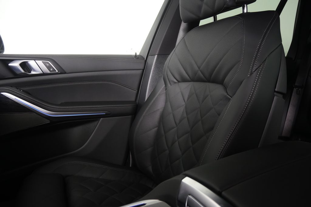 Thumbnail: 2026 BMW X5 - 22