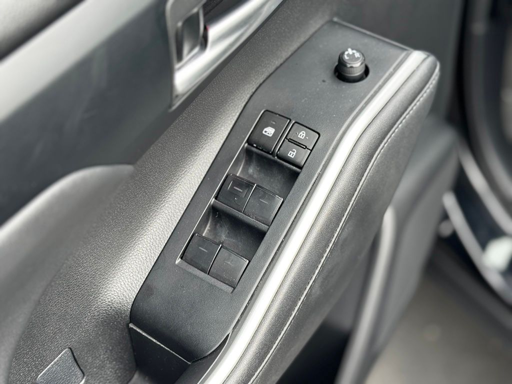 Used 2023 Toyota Highlander Hybrid SUV