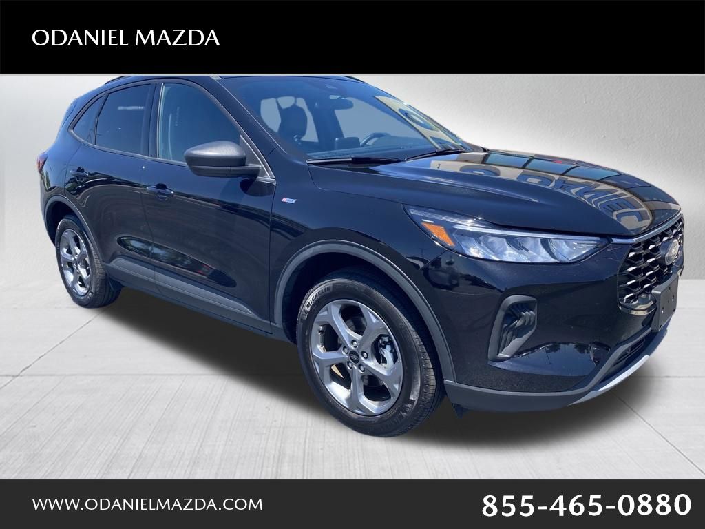 Black Metallic 2025 Ford Escape SUV / Crossover All-Wheel Drive 8-Speed Automatic