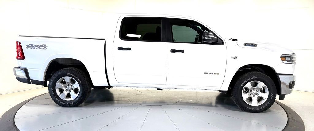 Used 2026 White Ram Big Horn/Lone Star image 3