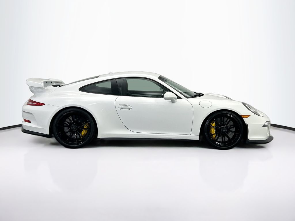Thumbnail: 2015 Porsche 911 - 8