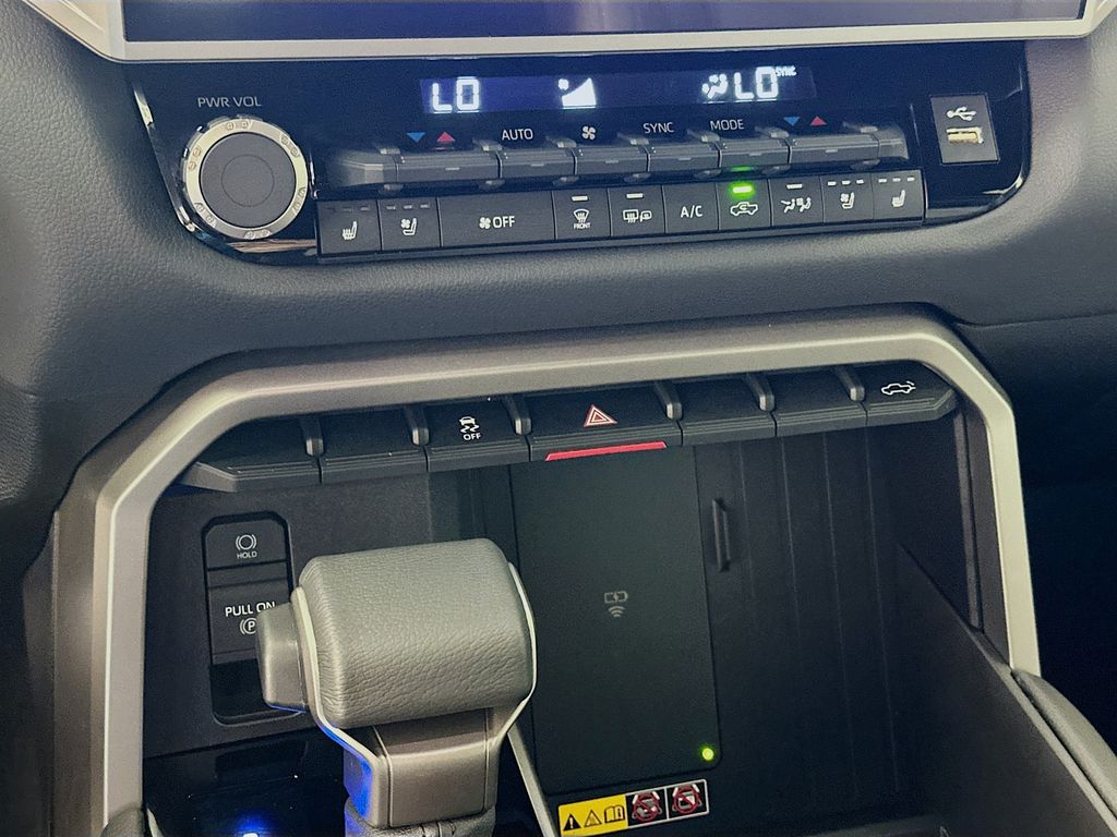 Thumbnail: 2026 Toyota Tundra - 16