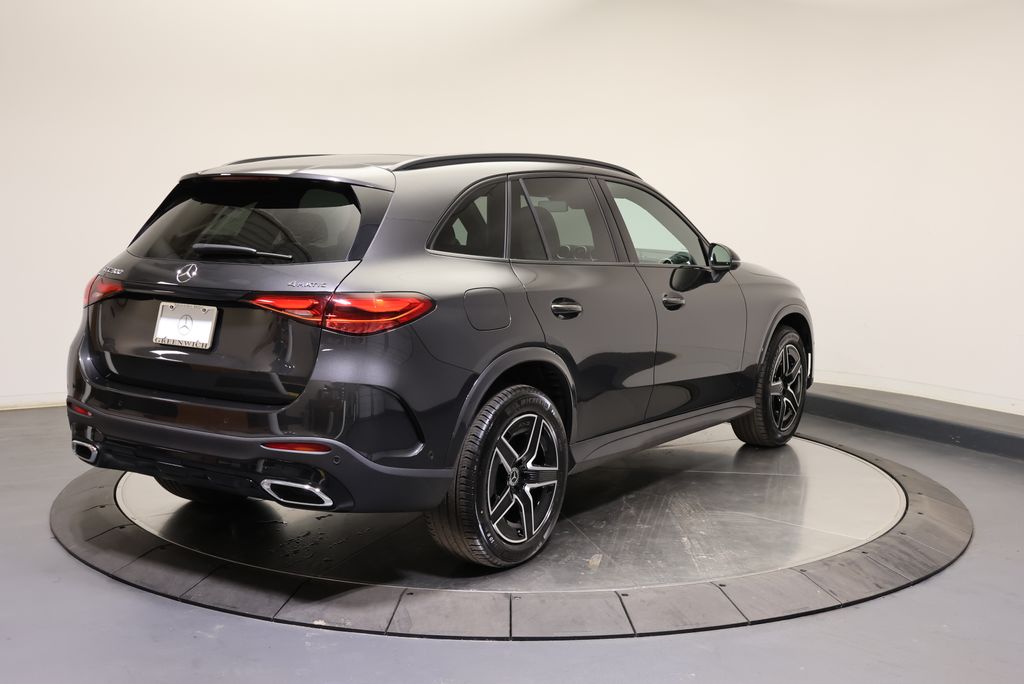 Thumbnail: 2027 Mercedes-Benz GLC - 7