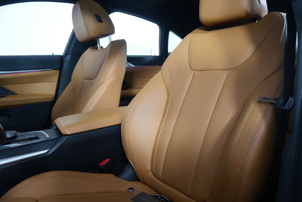 2024 BMW 4 Series M440i xDrive 10