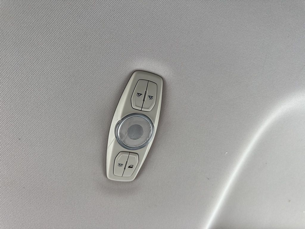 2014 Oxford White Ford Escape SE 4X4 SUV