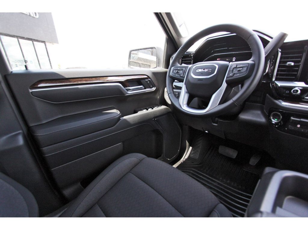 Used 2025 GMC Sierra 1500 Truck