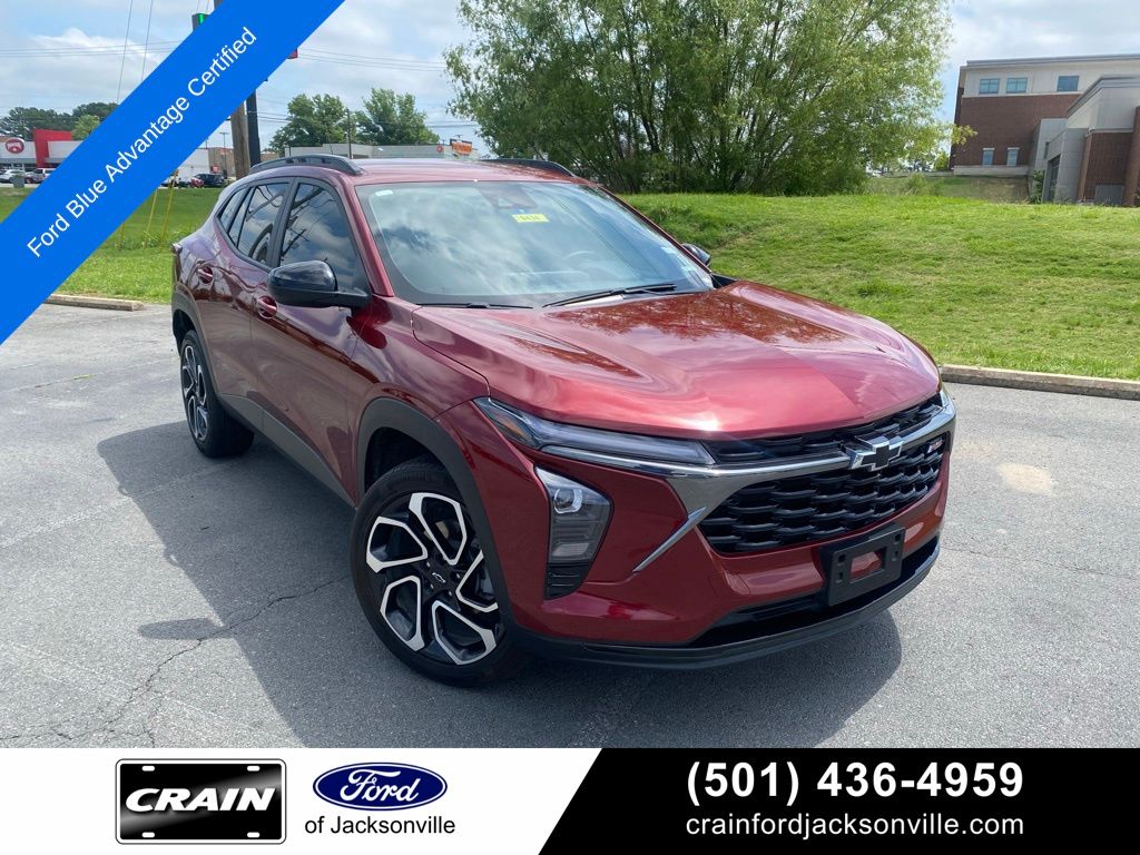 Red (Crimson Metallic) 2025 Chevrolet Trax RS with 2RS FWD SUV / Crossover Front-Wheel Drive 6-Speed Automatic