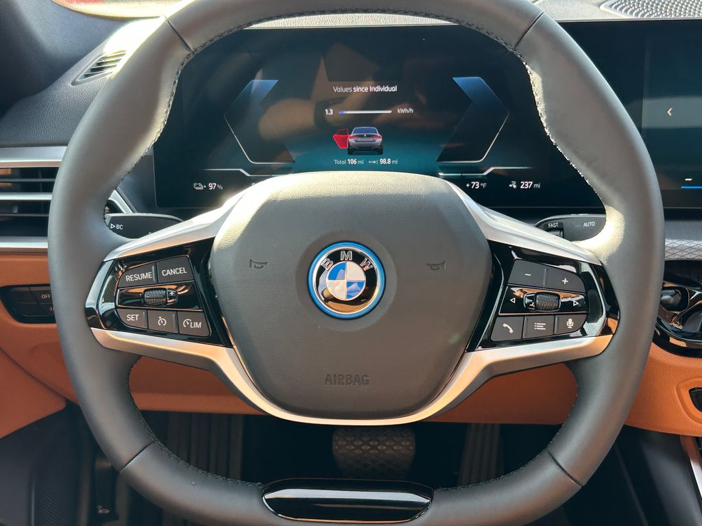 Thumbnail: 2026 BMW i4 - 18