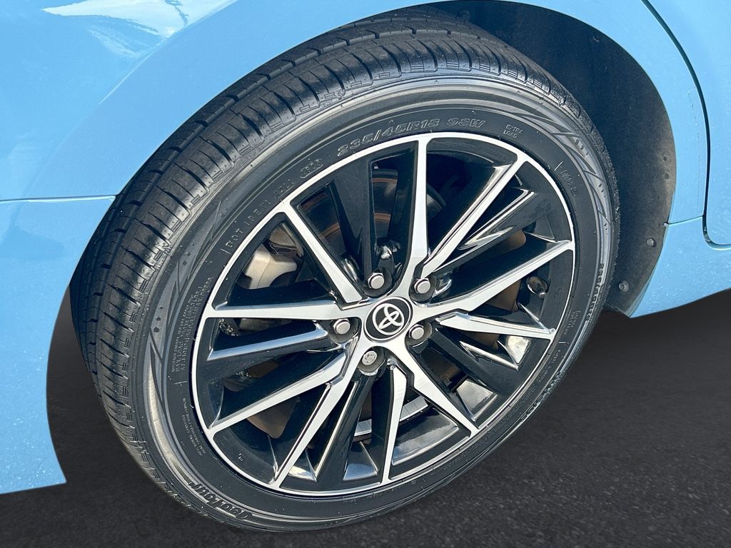 Thumbnail: 2023 Toyota Camry - 25