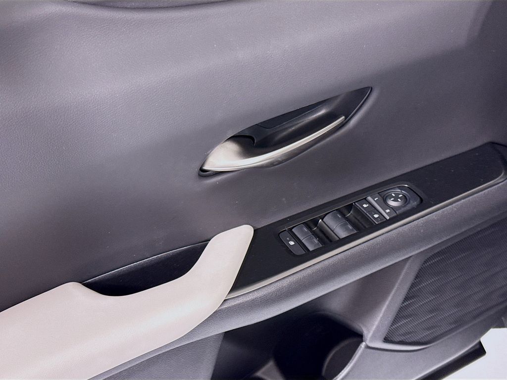 Thumbnail: 2026 Lexus UX - 24