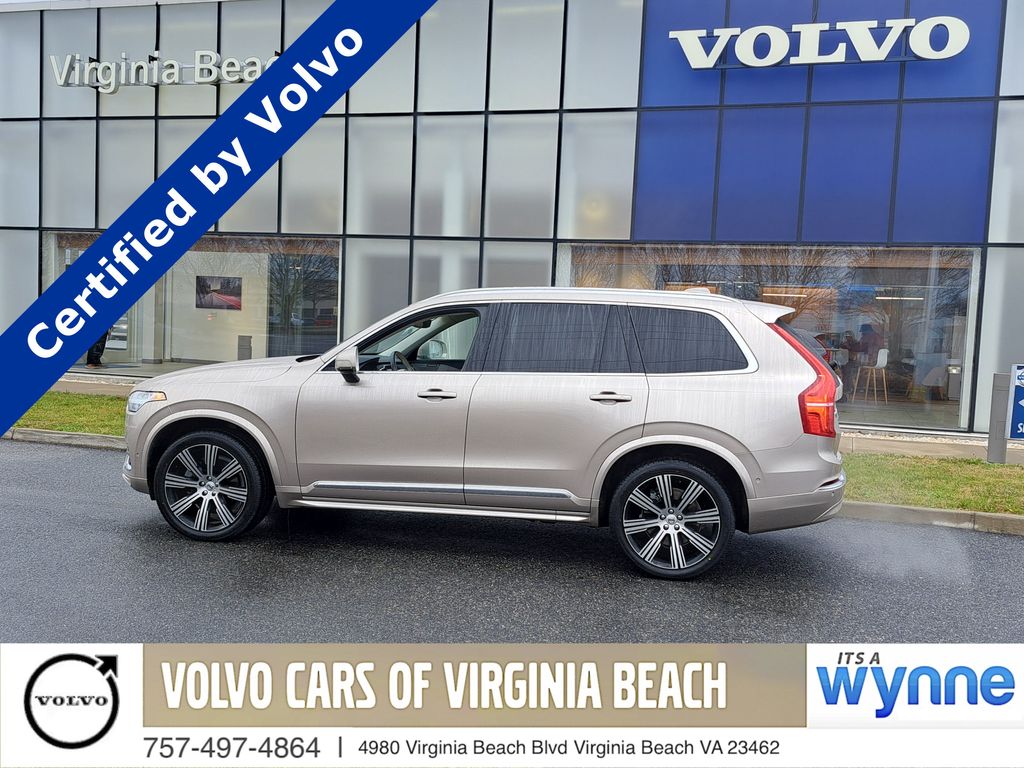 2023 Volvo XC90 B6 Ultimate Bright Theme 7-Passenger AWD