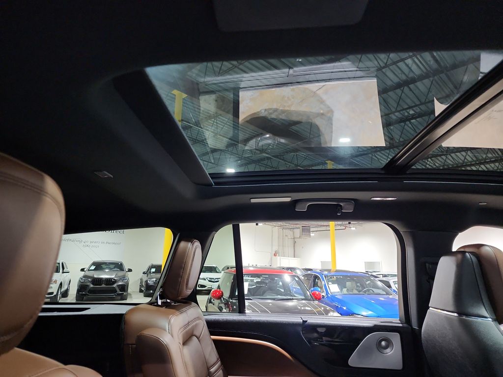 2020 Lincoln Aviator Reserve photo