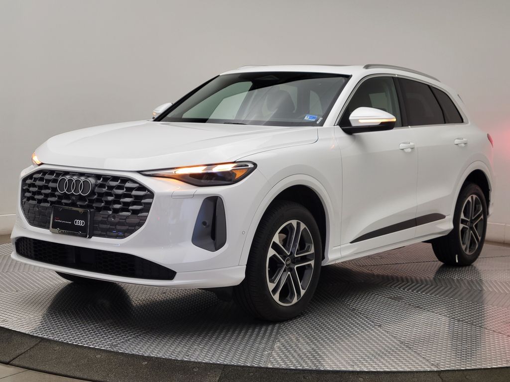 Thumbnail: 2025 Audi Q5 - 2