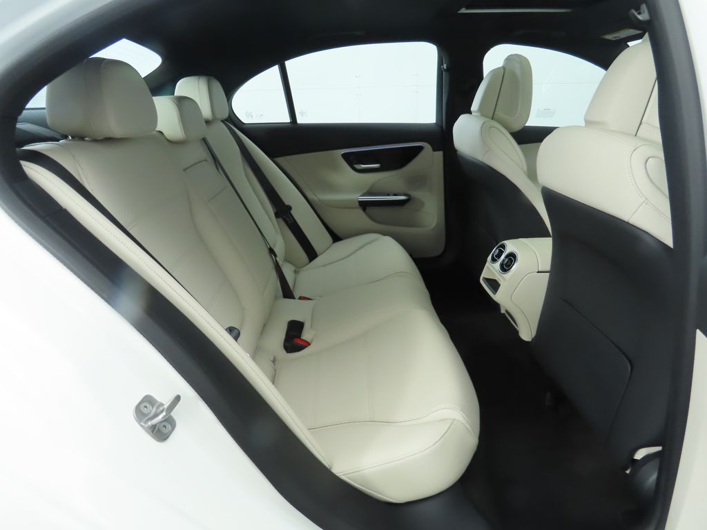 2025 Mercedes-Benz C-Class C 300 23