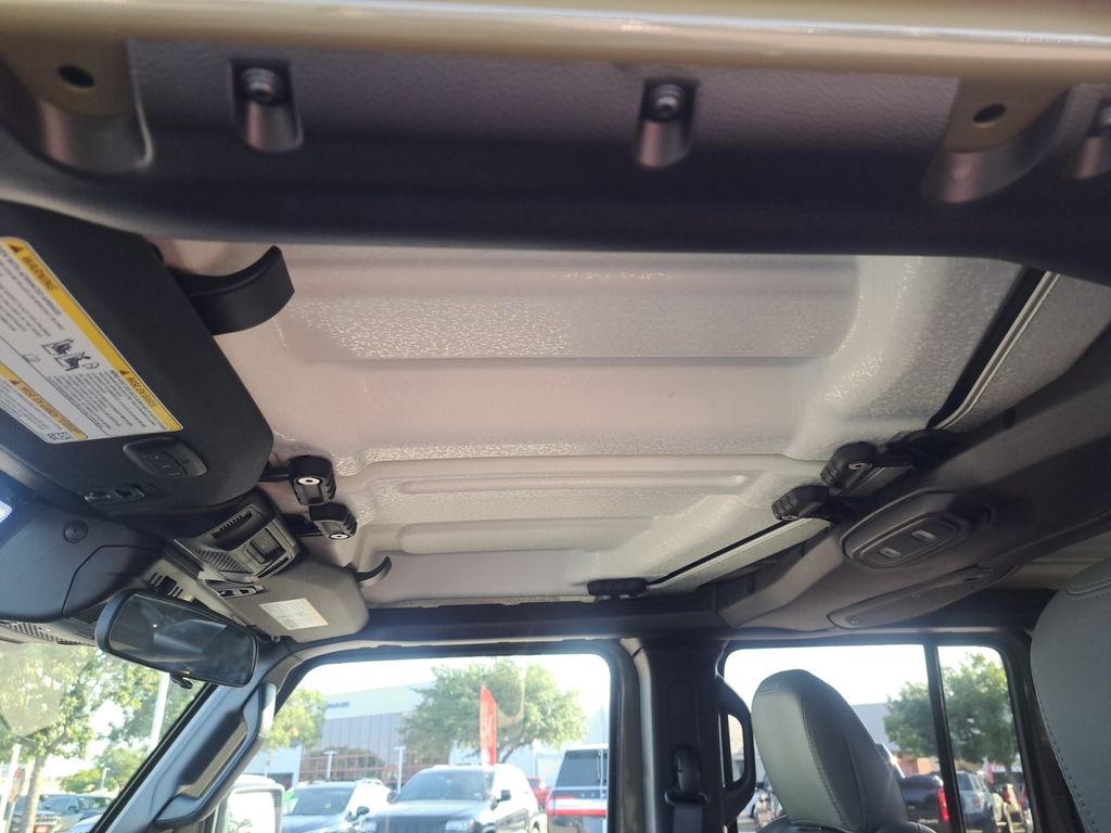 New Car 2025 Jeep Gladiator  Mojave For Sale In Austin, Texas