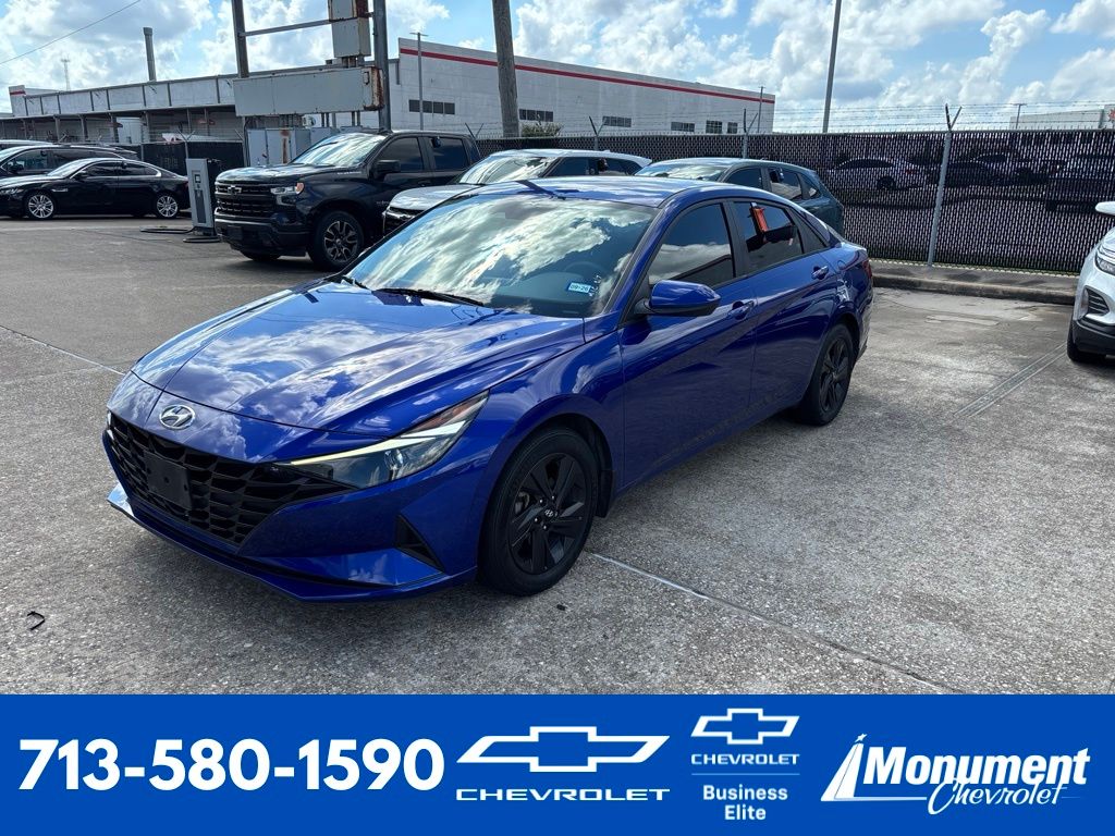 2023 Hyundai Elantra SEL Blue at Community Toyota