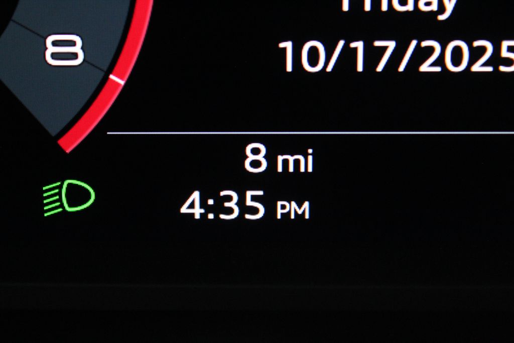 Thumbnail: 2025 Audi Q3 - 2