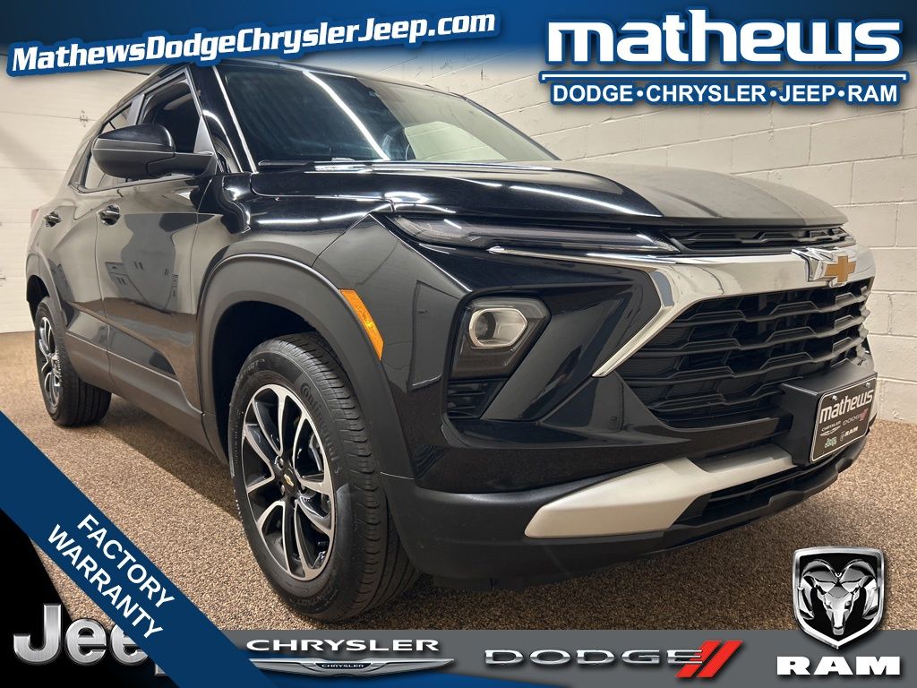 Mosaic Black Metallic 2025 Chevrolet Trailblazer LT AWD SUV / Crossover Four-Wheel Drive 9-Speed Automatic