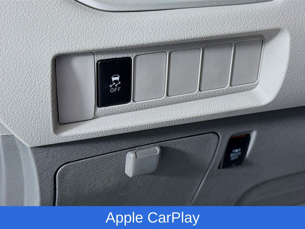 Used Car 2019 Toyota Sienna  Le For Sale Under $25,000 In Austin, Texas