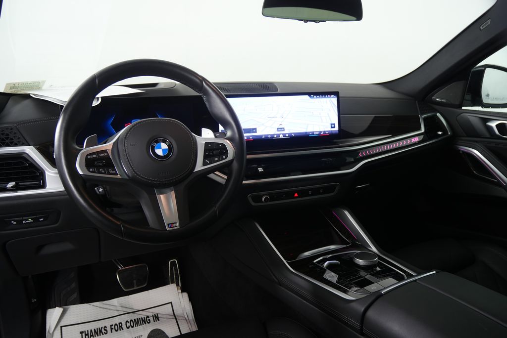 Thumbnail: 2025 BMW X6 - 19