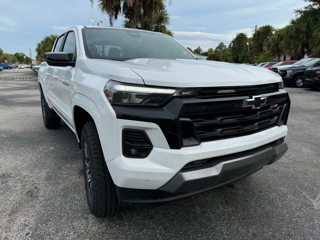 2024 Chevrolet Colorado Z71 10