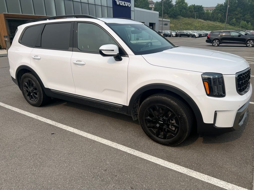 Used 2023 White Kia SX-Prestige X-Pro image 5