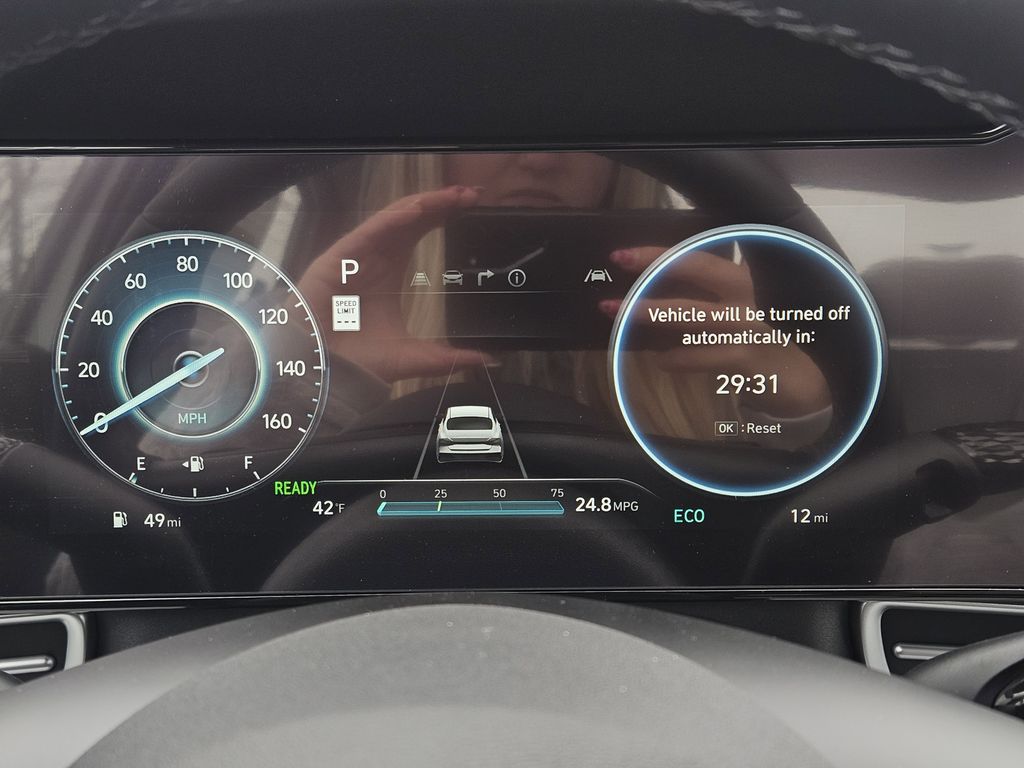 2025 Hyundai Elantra Hybrid