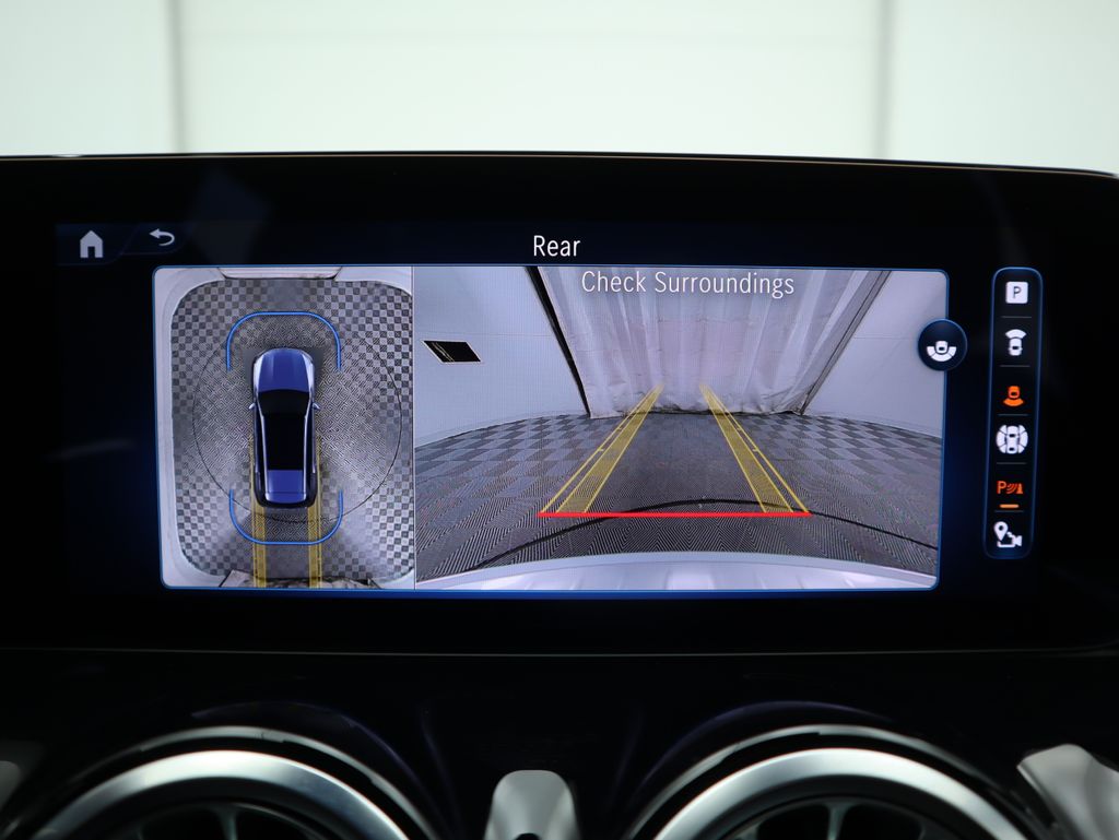 Thumbnail: 2025 Mercedes-Benz GLB - 15