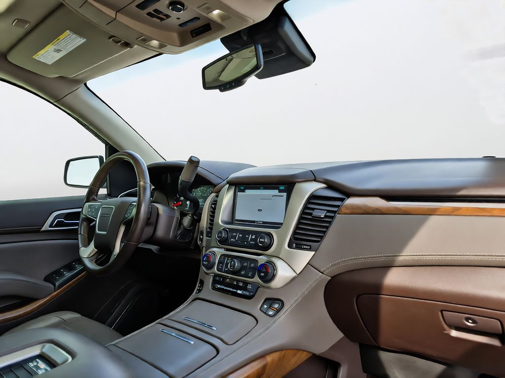 2020 GMC Yukon Denali White at Ultimate Motorsports