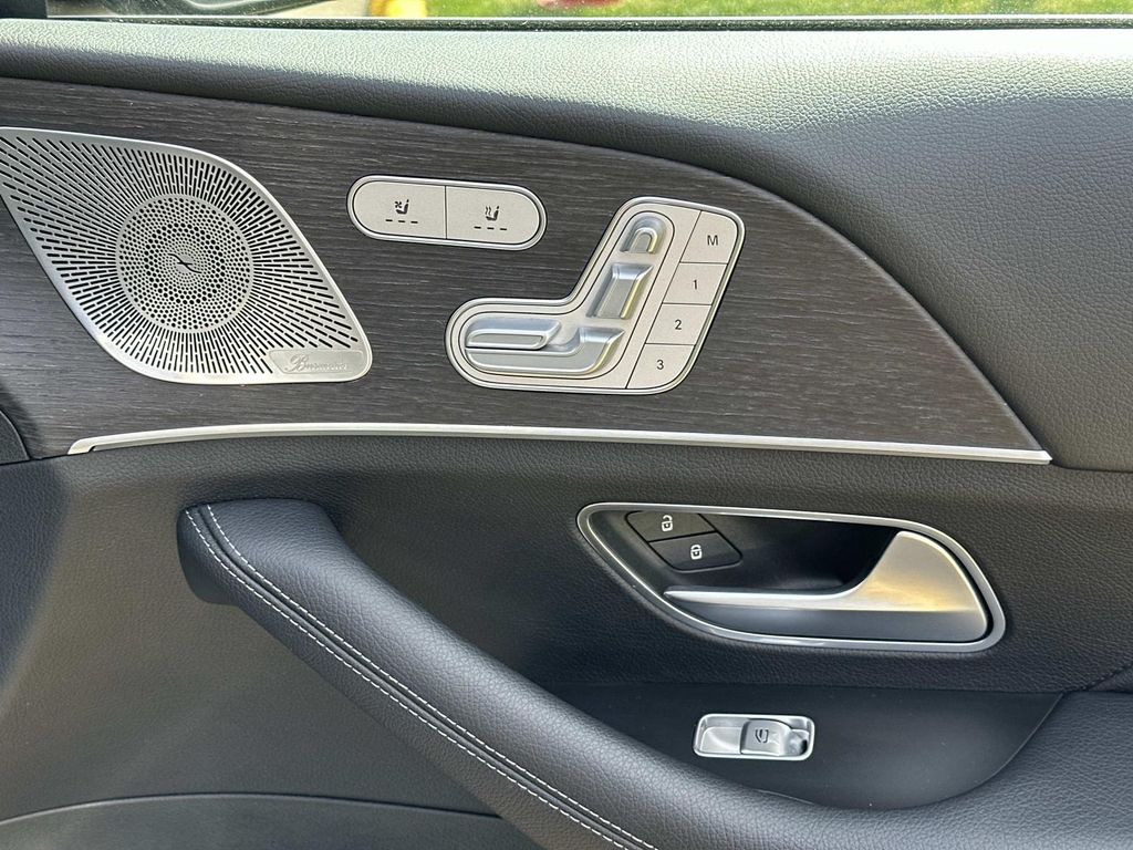 Thumbnail: 2022 Mercedes-Benz GLE - 20