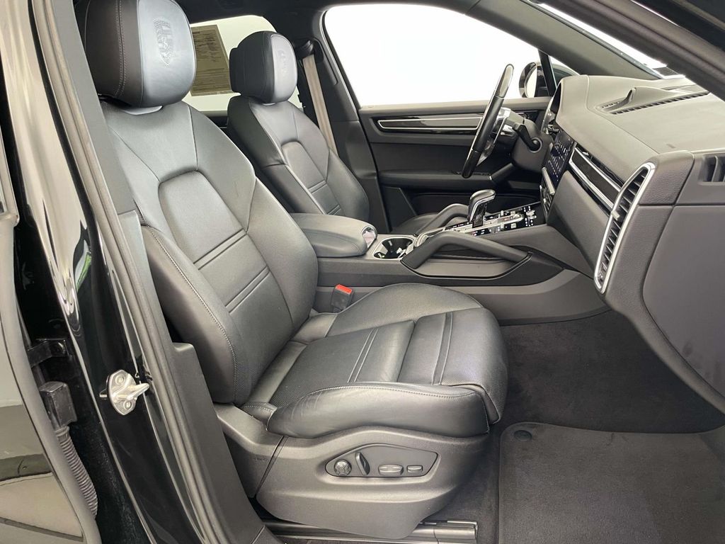 2023 Porsche Cayenne S Platinum Edition Black at Audi Porsche Sewickley