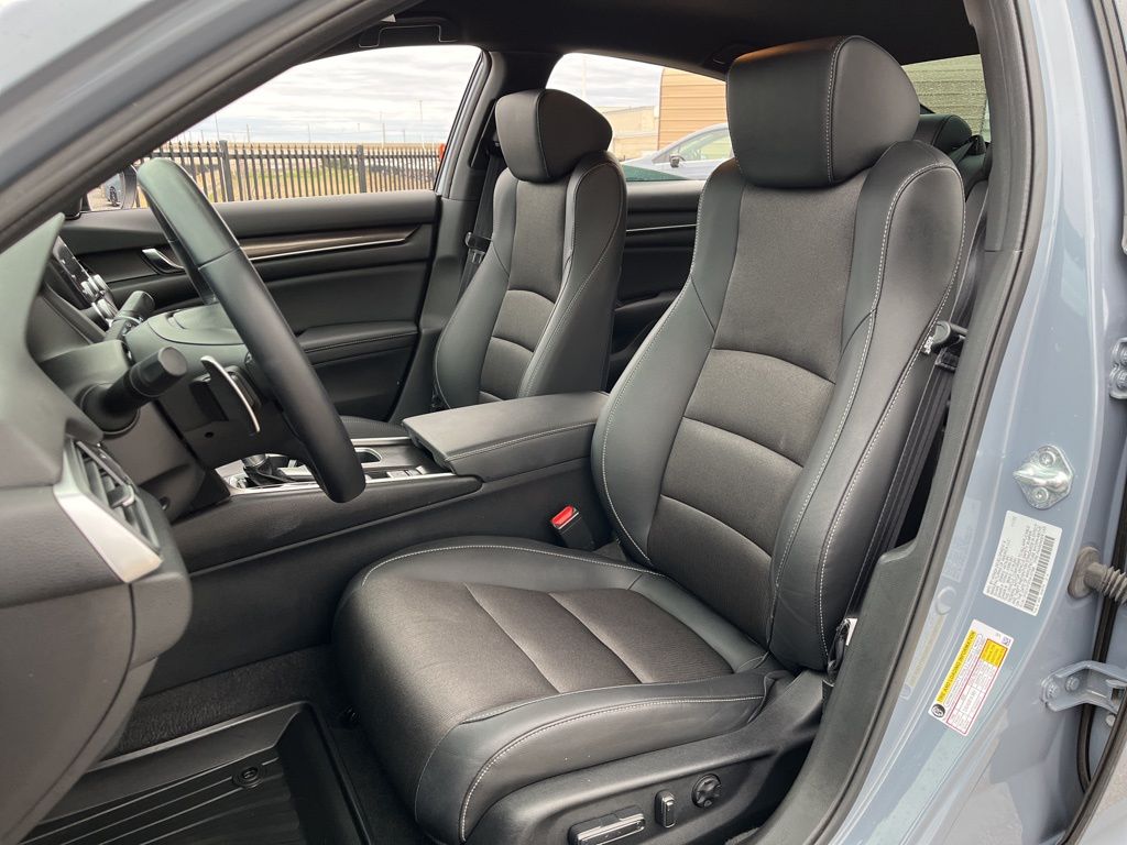 Thumbnail: 2022 Honda Accord - 25