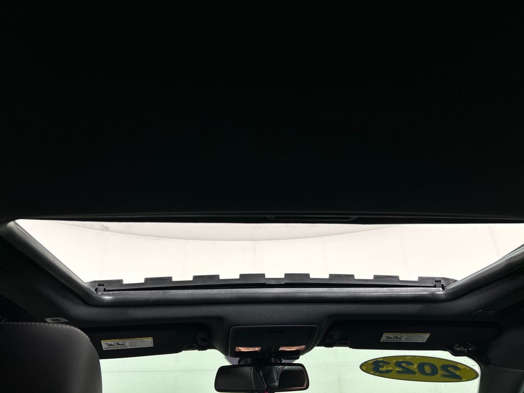 Used 2023 Black Dodge SRT Hellcat Jailbreak image 19
