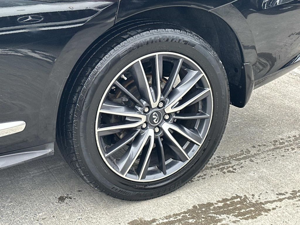 Thumbnail: 2016 INFINITI QX60 - 15