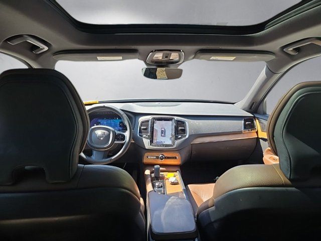 Used 2023 Black Volvo Ultimate image 3