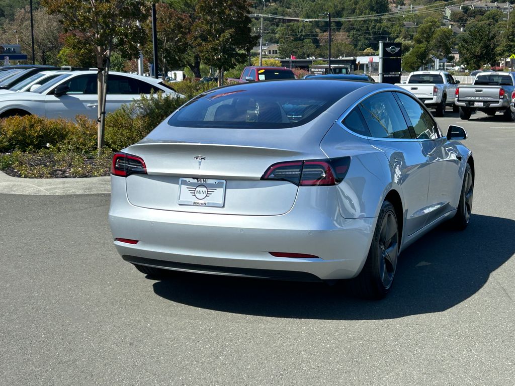 Thumbnail: 2018 Tesla Model 3 - 5