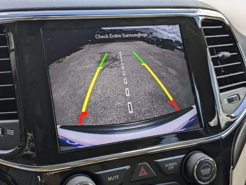 2022 Jeep Grand Cherokee WK Laredo E