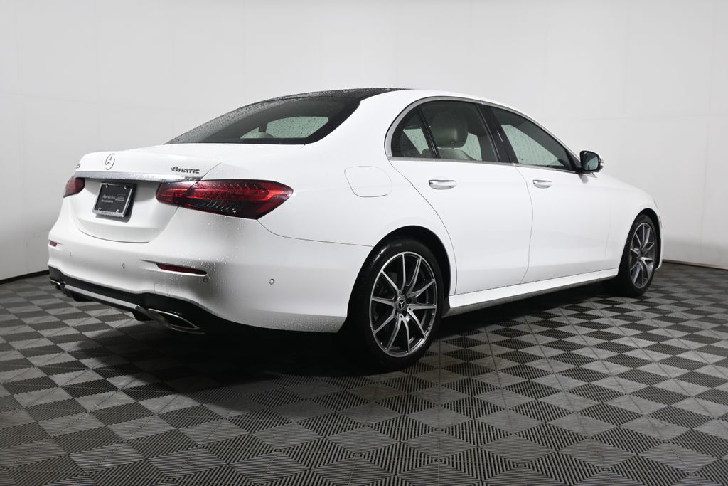 Thumbnail: 2023 Mercedes-Benz E-Class - 7