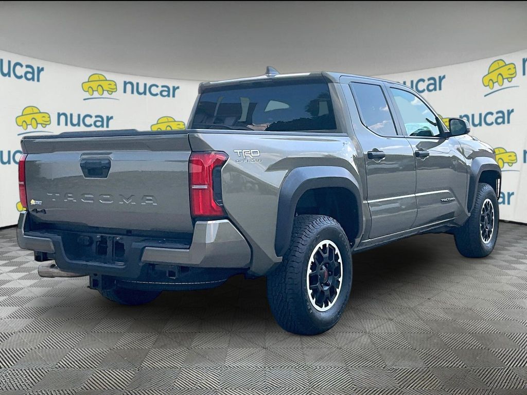 2024 Toyota Tacoma — photo 6