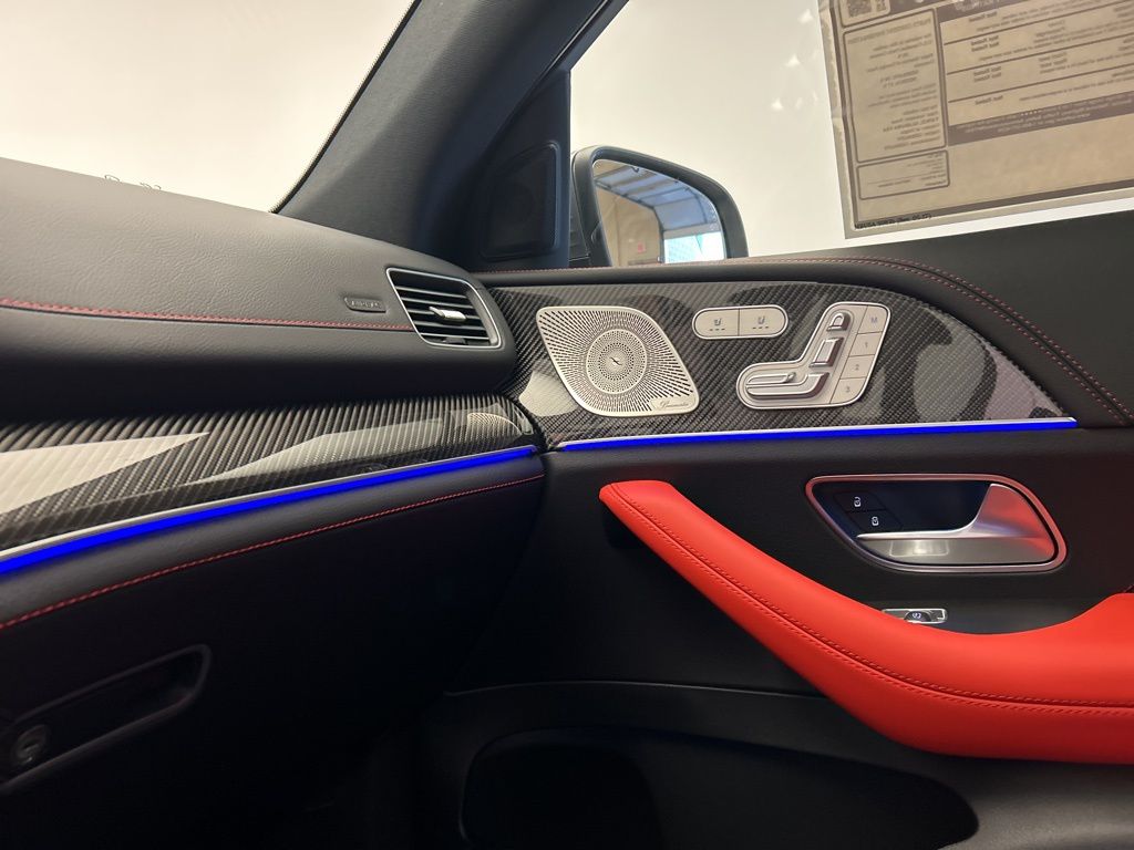 Thumbnail: 2026 Mercedes-Benz GLE - 21