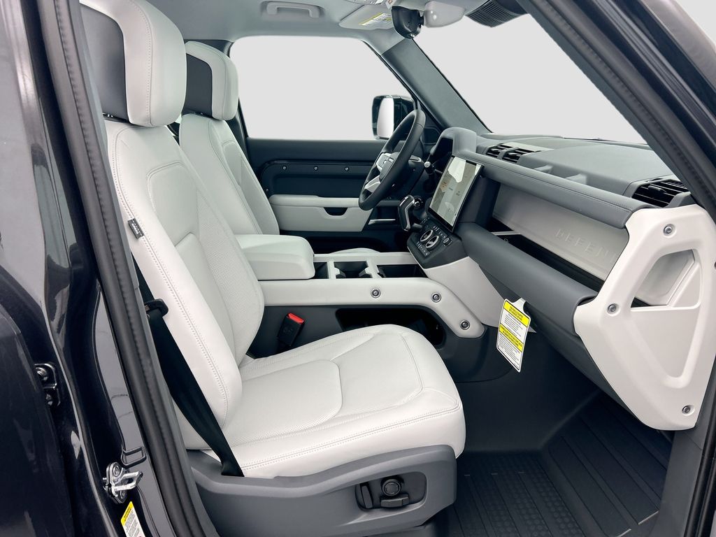 Thumbnail: 2026 Land Rover Defender - 19