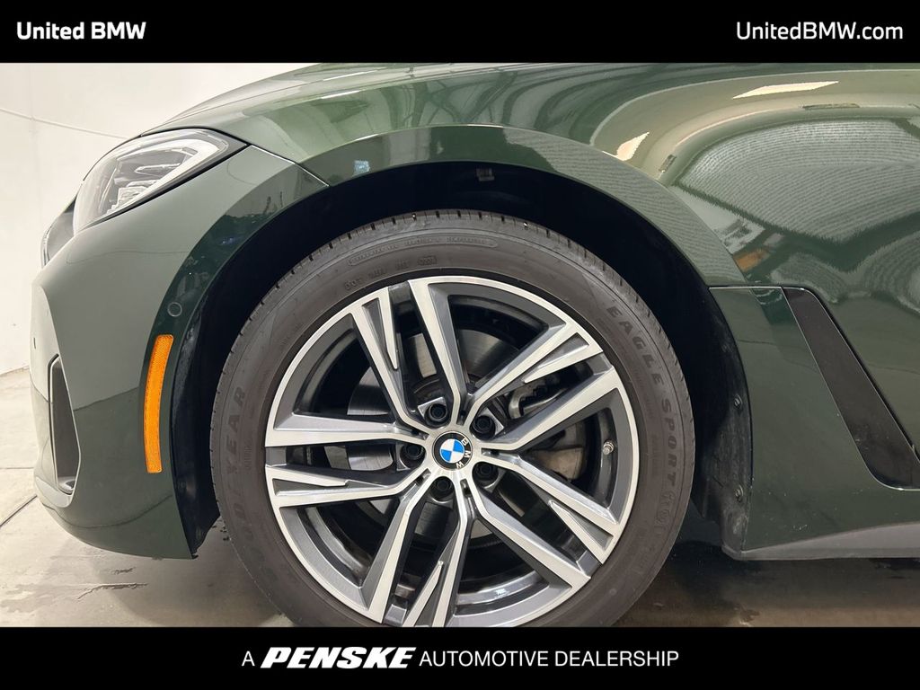 Thumbnail: 2024 BMW 4 Series - 10