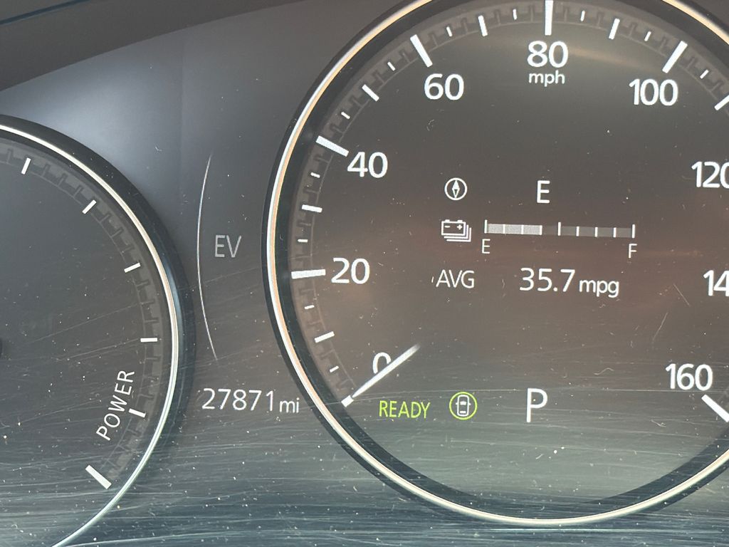 Used 2025 Beige Mazda Premium image 27